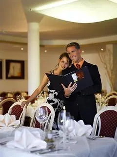 Tschirgantblick Hotel 3*